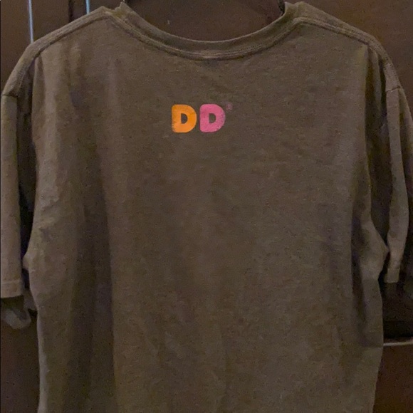 tshirt - Picture 2 of 2